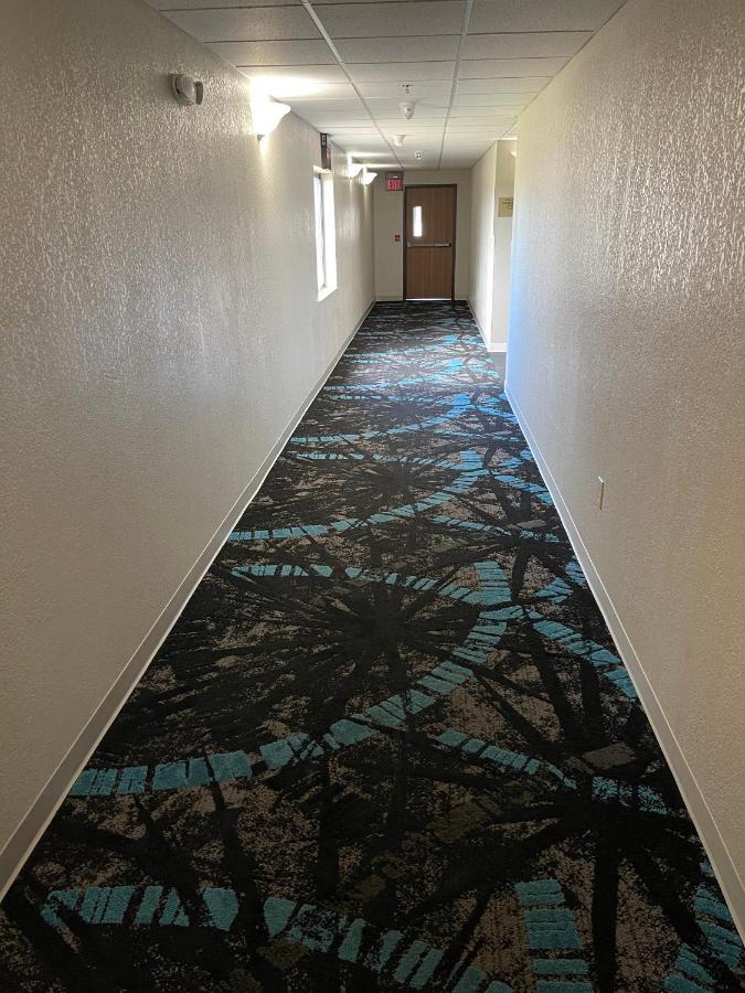 Days Inn By Wyndham Alpena Εξωτερικό φωτογραφία